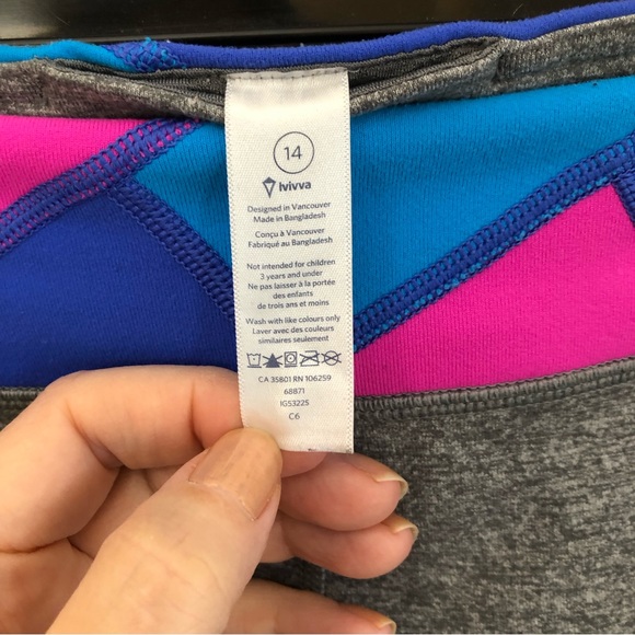 Reversible Ivivva by Lululemon girls leggings 🍋 - Picture 11 of 12